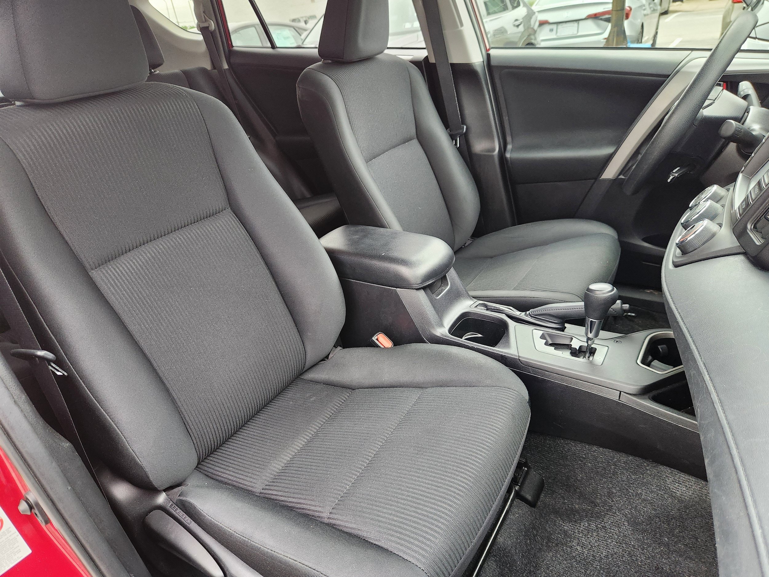 Used 2018 Toyota RAV4 LE w/ All Weather Liner Package AWD/4WD image 14