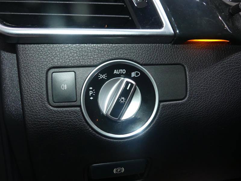 Used 2018 Mercedes-Benz GLS 450 4MATIC image 28