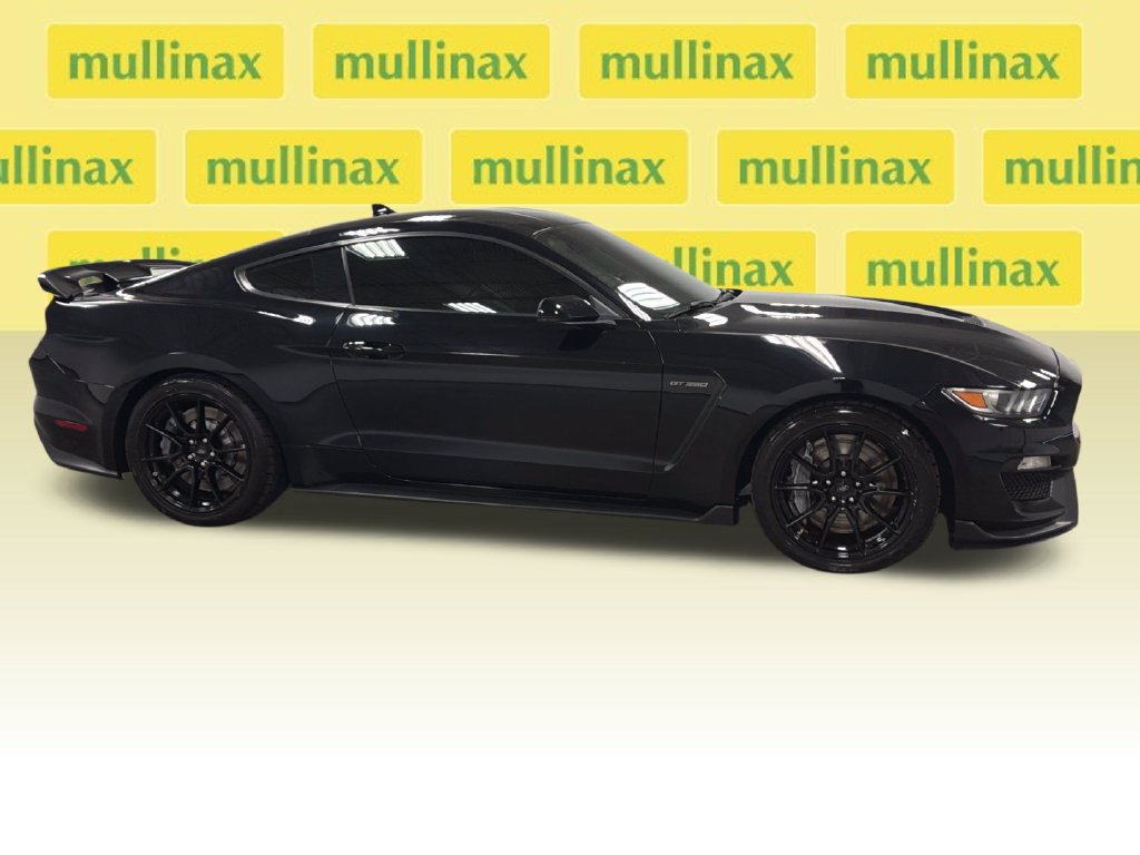Used 2020 Ford Mustang Shelby GT350 w/ Technology Package RWD image 20