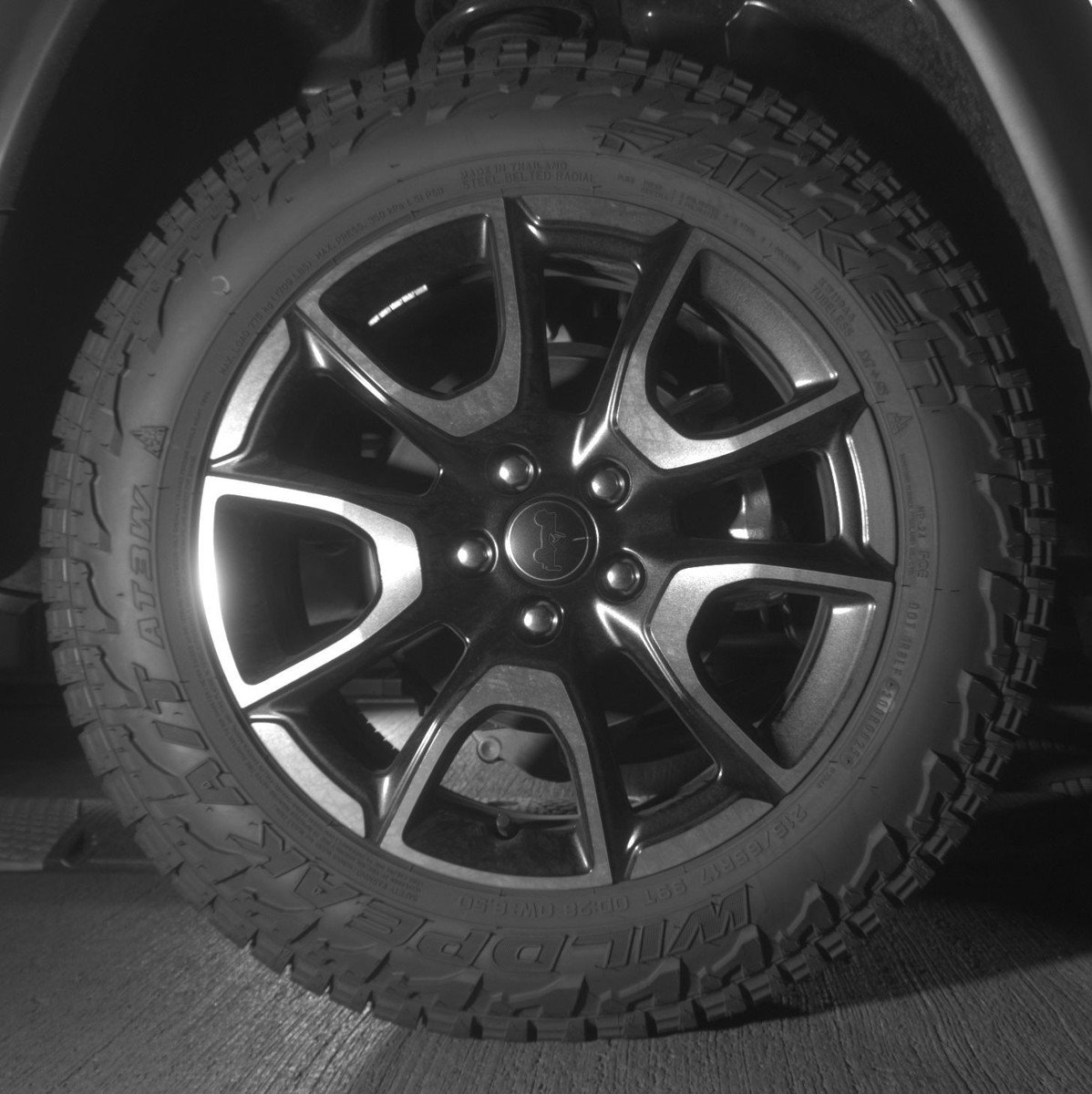 Used 2025 Jeep Compass Trailhawk image 15