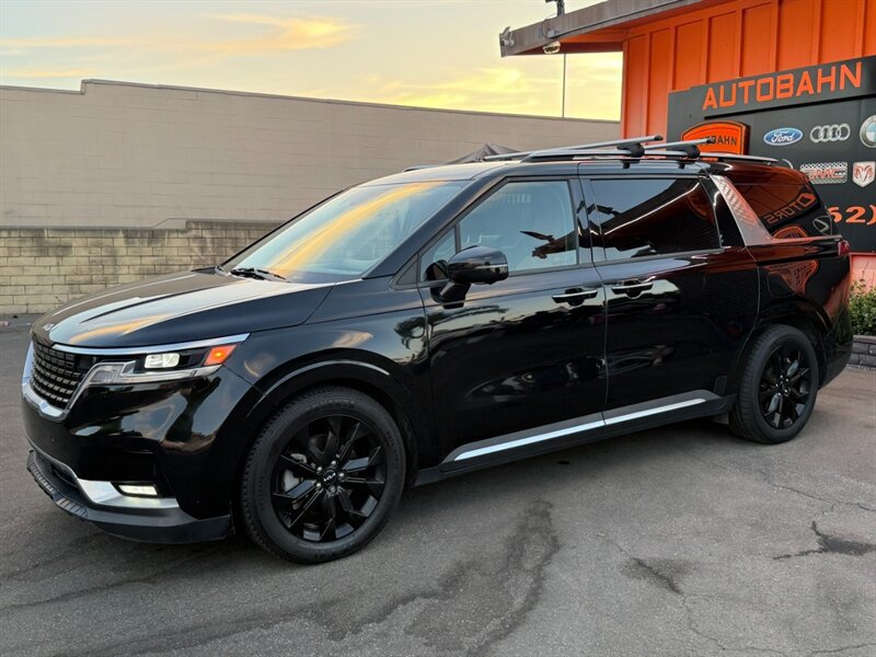 Used 2022 Kia Carnival SX FWD image 5