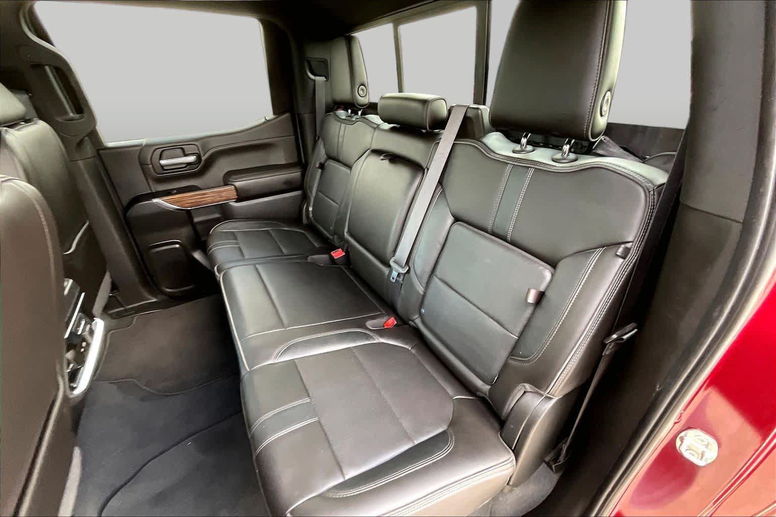 Used 2019 Chevrolet Silverado 1500 High Country w/ Safety Package II RWD image 21