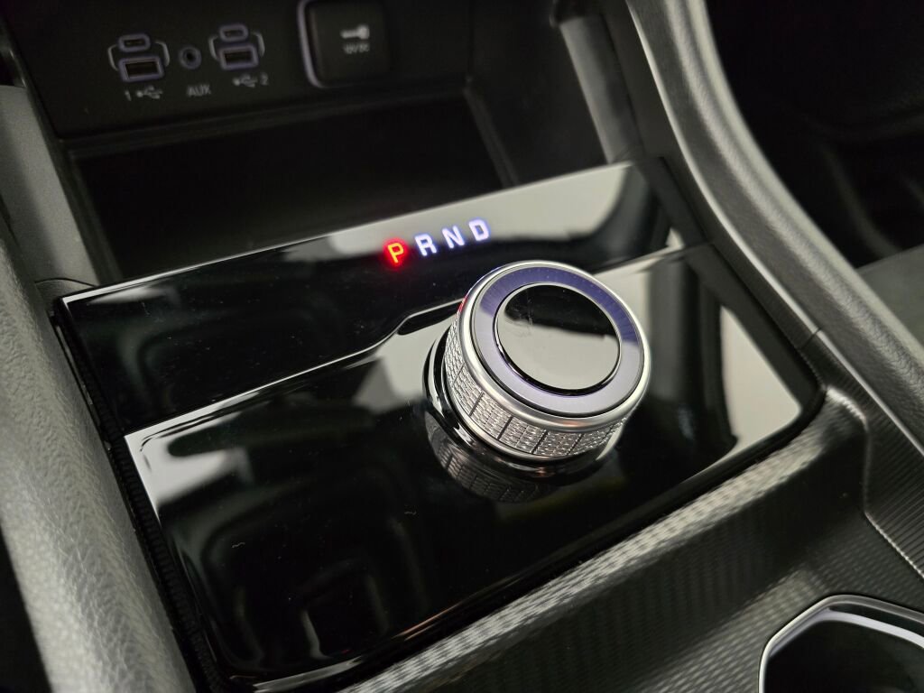 New 2025 Jeep Grand Cherokee Altitude image 24