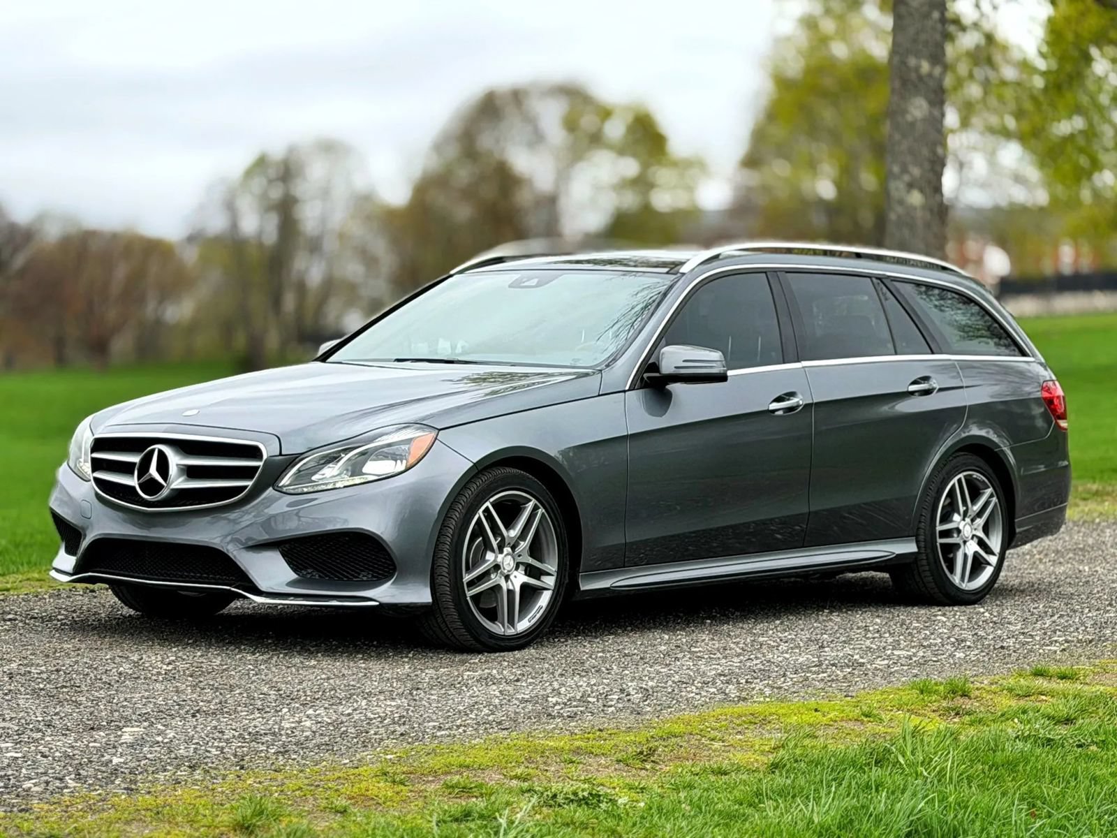 Used 2016 Mercedes-Benz E 350 4MATIC Wagon image 30