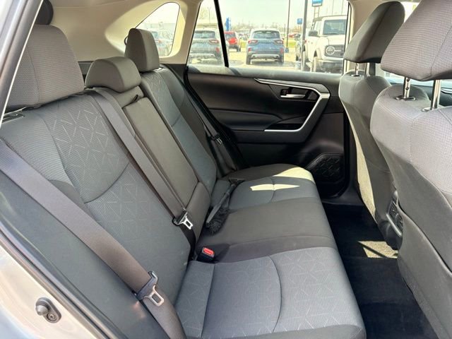Used 2025 Toyota RAV4 XLE image 15
