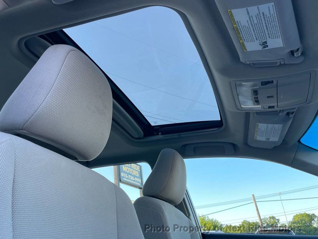 Used 2012 Toyota Camry XLE FWD image 10