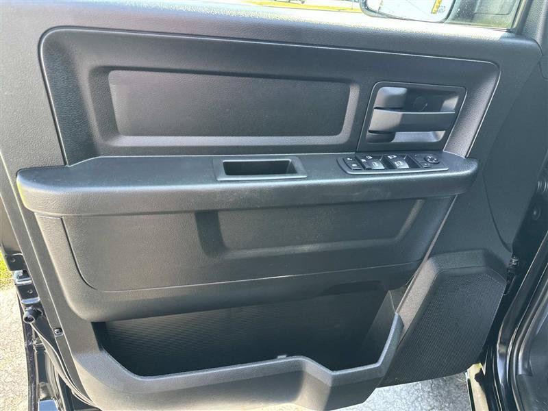 Used 2020 RAM 1500 Express w/ Wheel & Sound Group AWD/4WD image 7