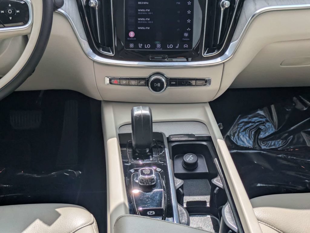 Certified 2024 Volvo S60 B5 Plus w/ Climate Package AWD/4WD image 19