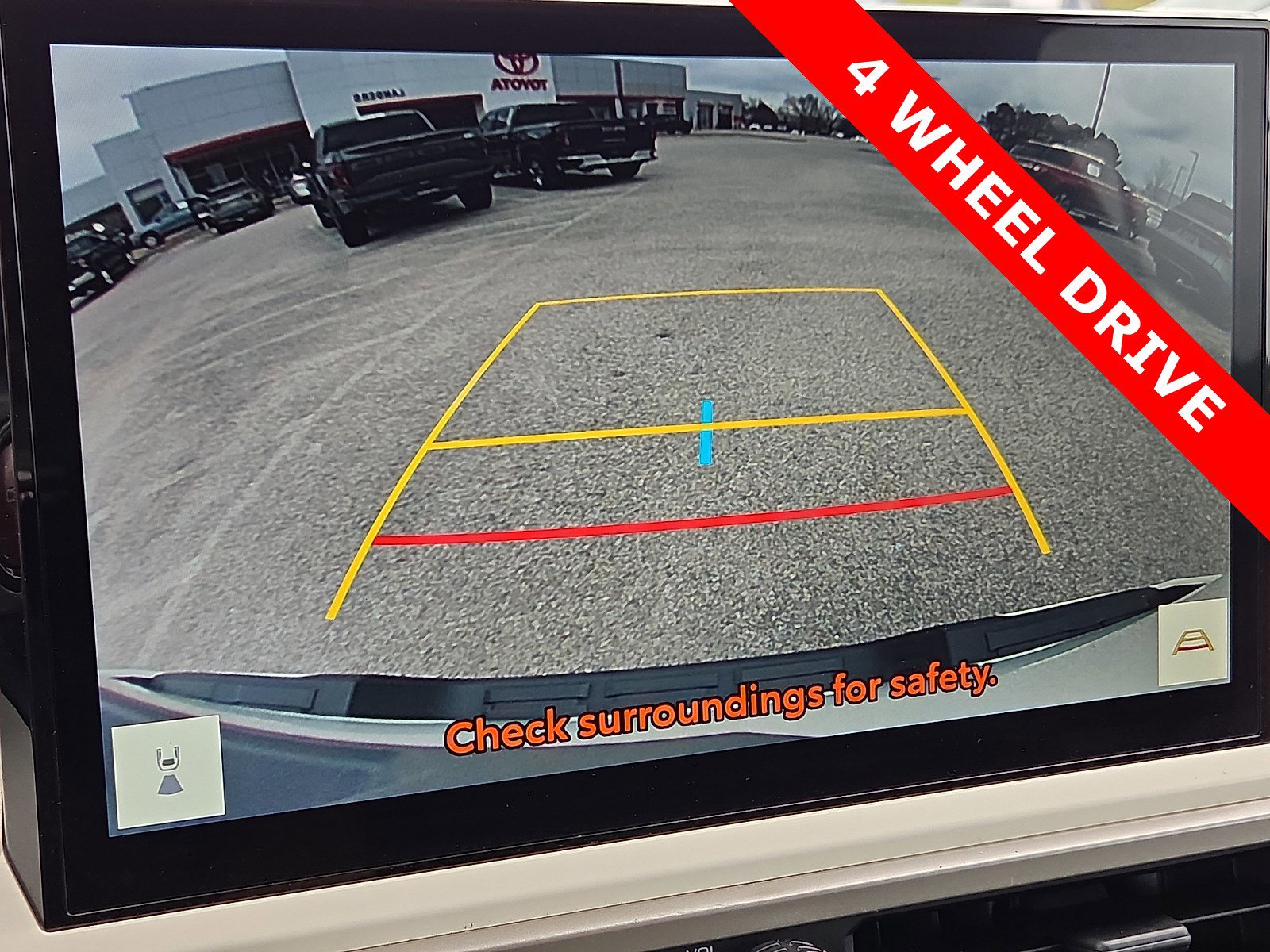 Used 2024 Toyota Tacoma TRD Off-Road image 18