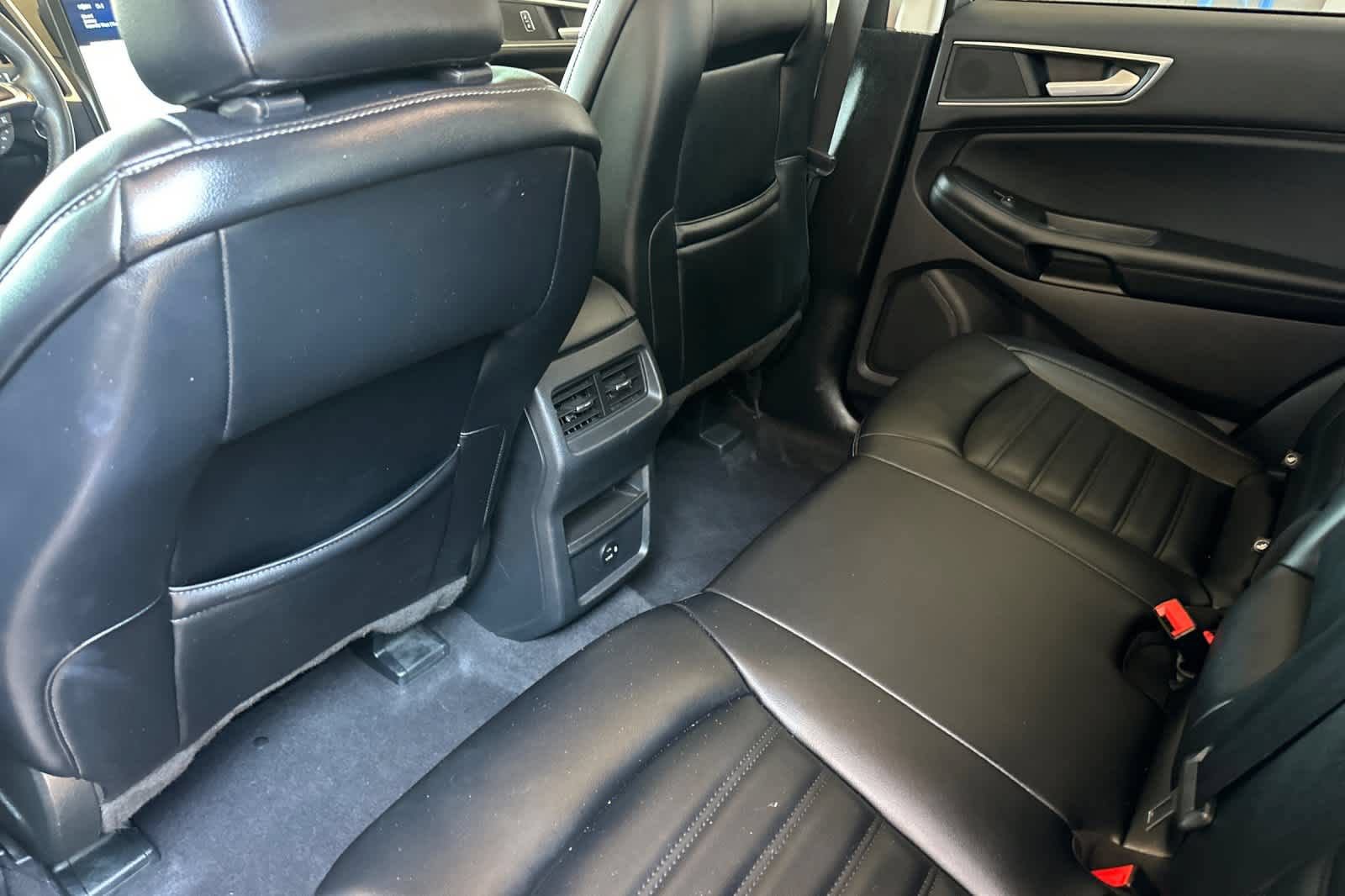 Used 2022 Ford Edge SEL AWD/4WD image 4
