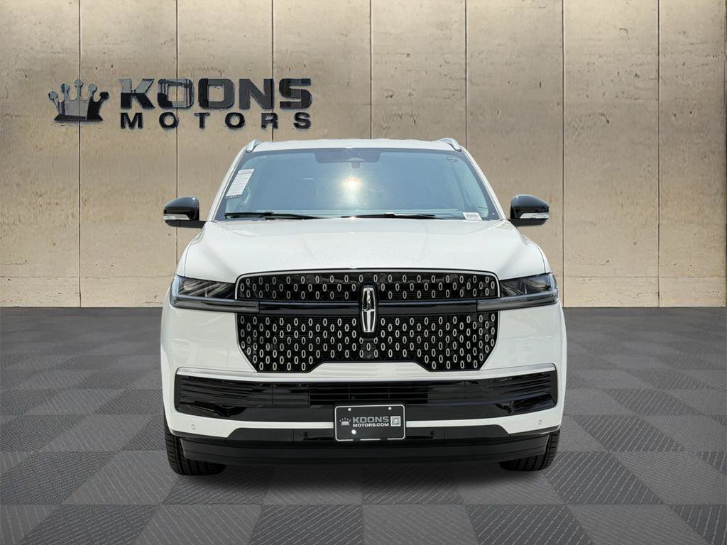 New 2027 Lincoln Navigator Premiere AWD/4WD image 8