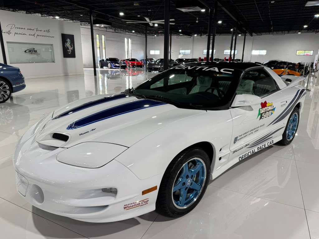Used 1999 Pontiac Firebird Formula image 11