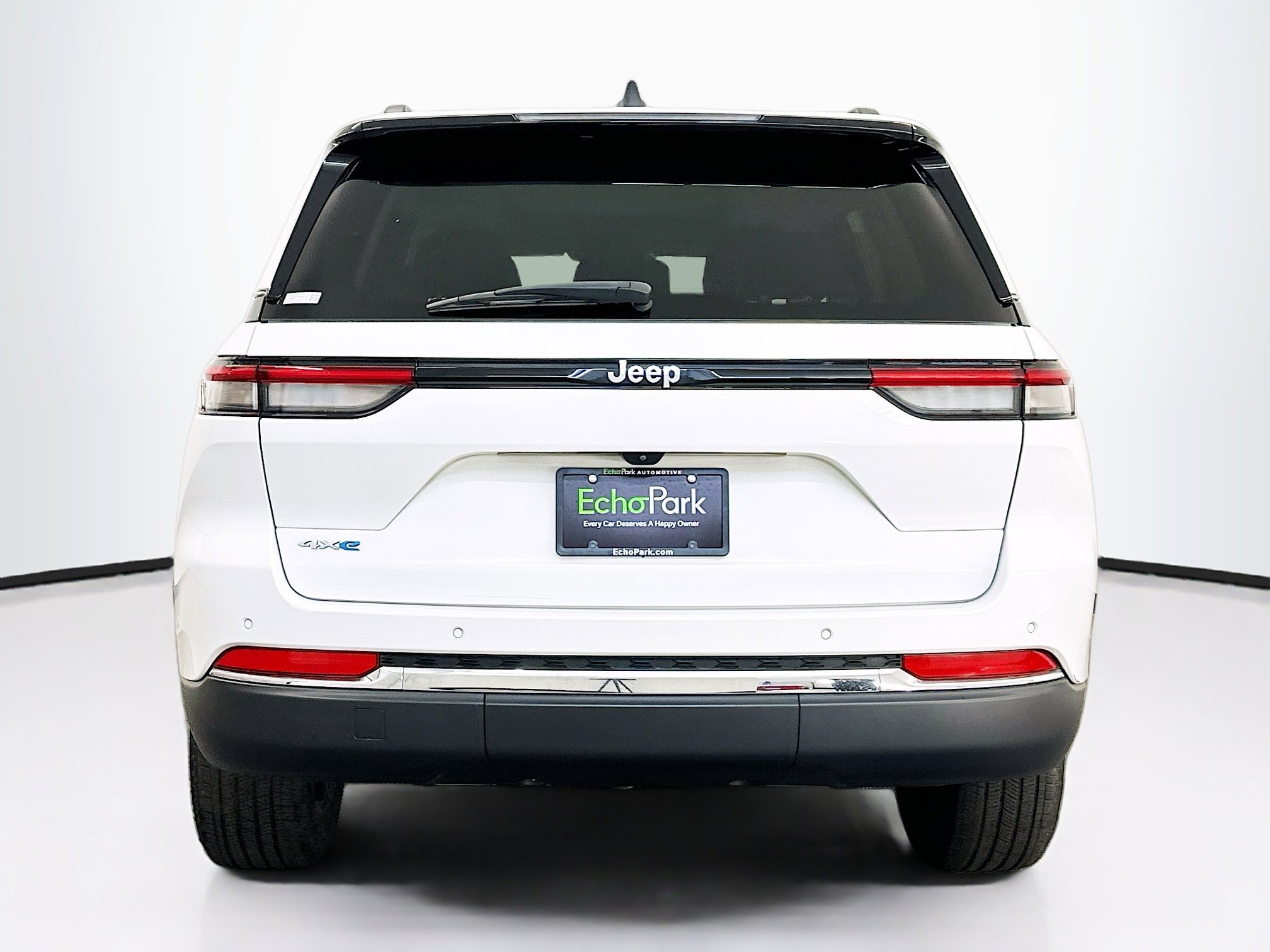 Used 2022 Jeep Grand Cherokee Limited 4xe image 7