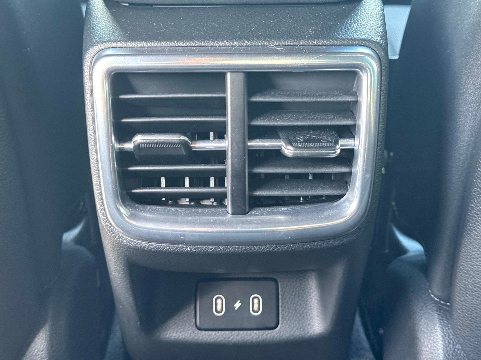 Used 2025 Kia K5 GT w/ GT1 Package image 16