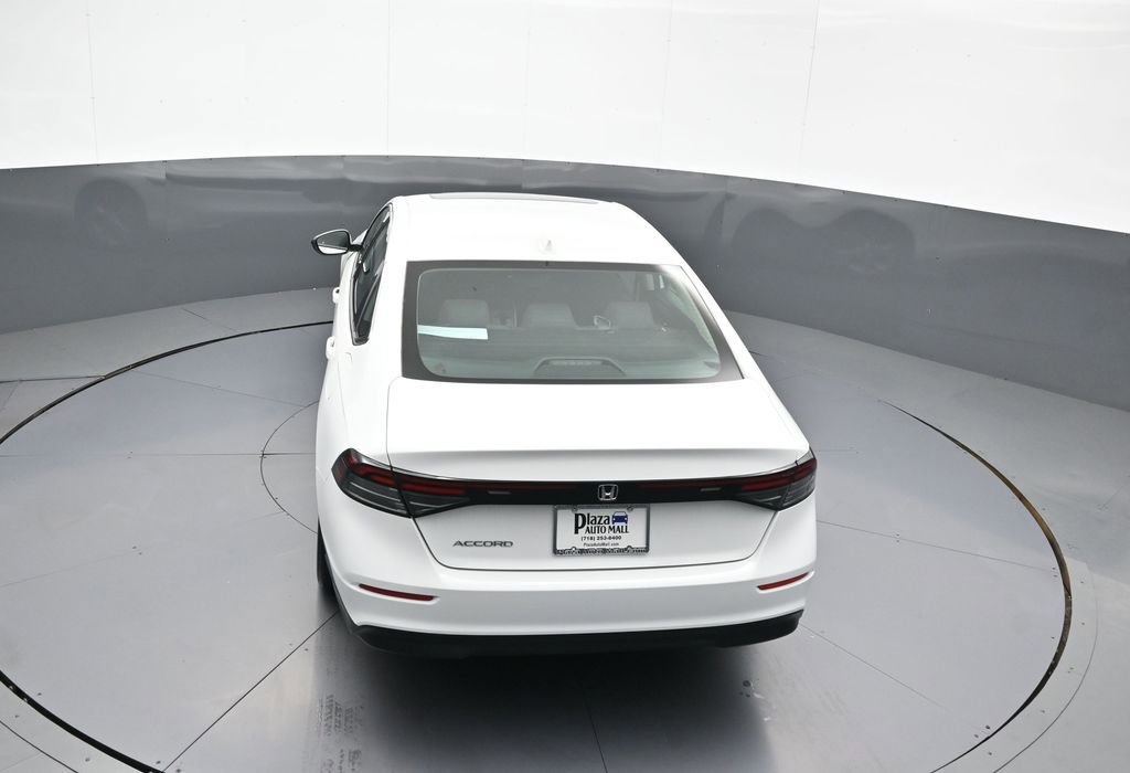 Certified 2023 Honda Accord EX image 39