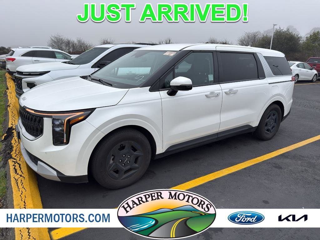 Used 2025 Kia Carnival