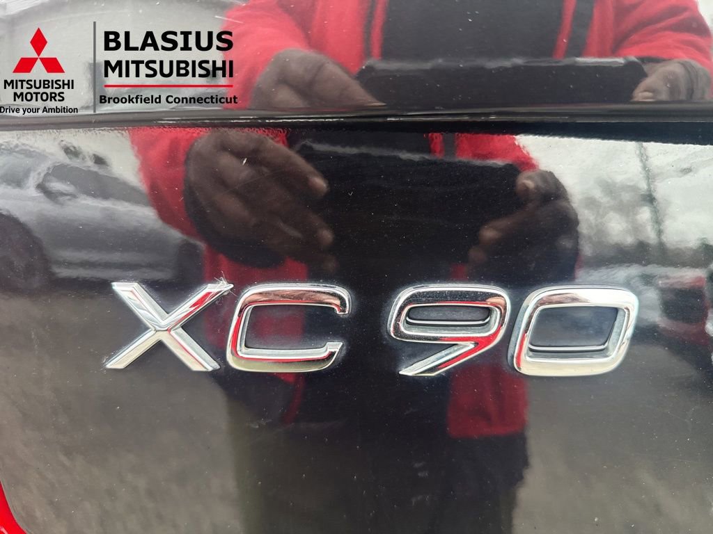 Used 2016 Volvo XC90 T6 Momentum w/ Momentum Plus Package image 25