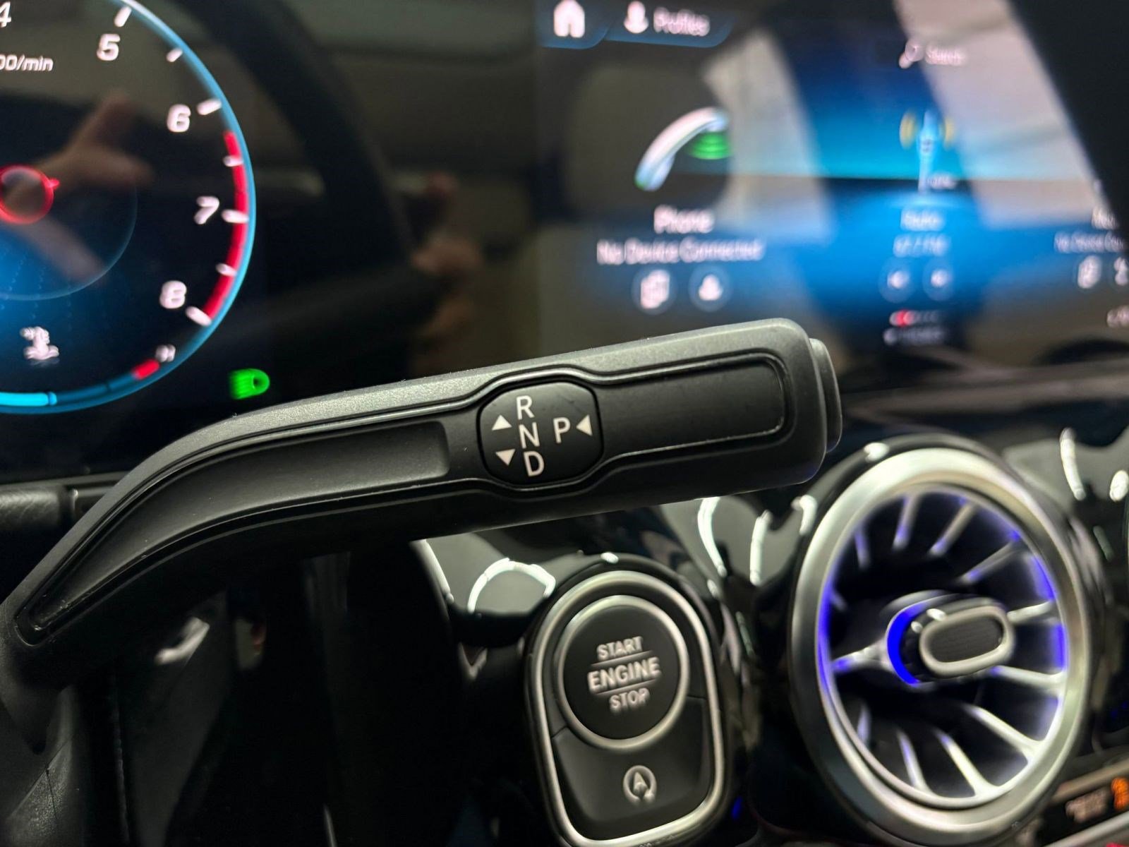 Certified 2022 Mercedes-Benz GLA 250 4MATIC image 16