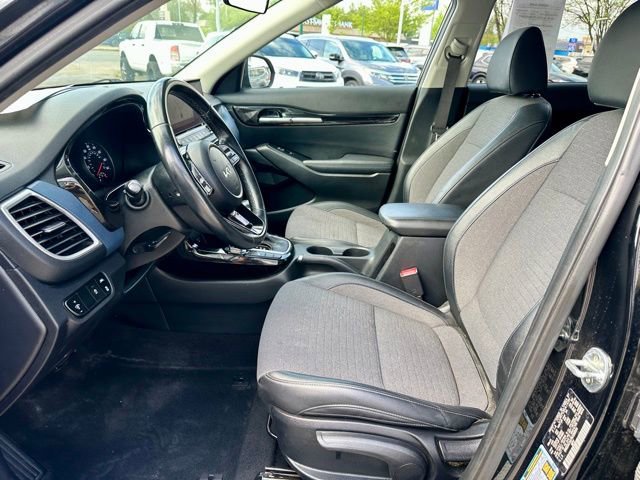 Used 2022 Kia Seltos S image 12