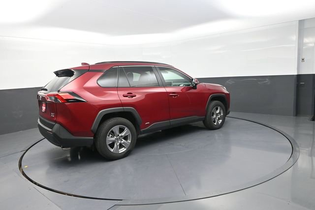 Used 2025 Toyota RAV4 XLE AWD/4WD image 7