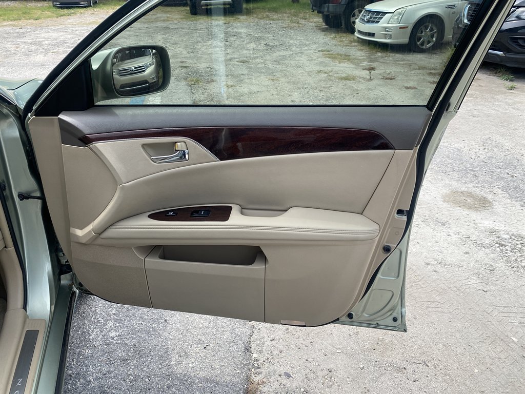 Used 2009 Toyota Avalon XLS FWD image 12