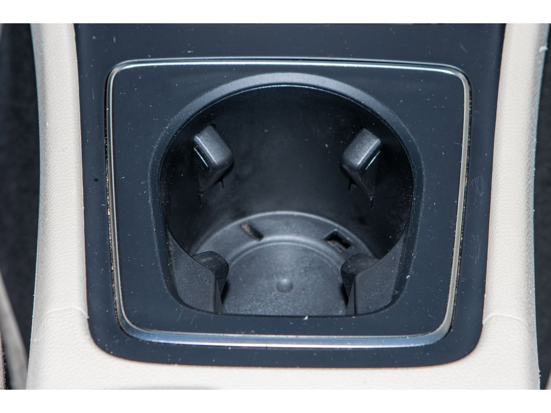 Used 2020 Mercedes-Benz GLA 250 w/ Multimedia Package image 25