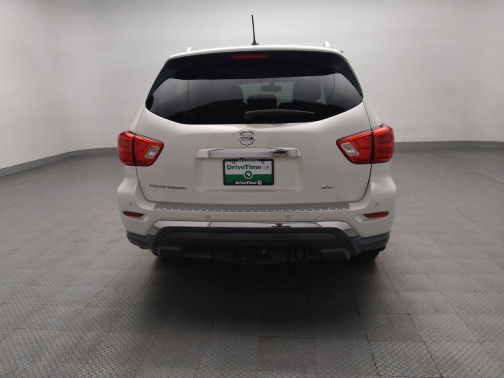 Used 2017 Nissan Pathfinder SL w/ Trailer Tow Package FWD image 7