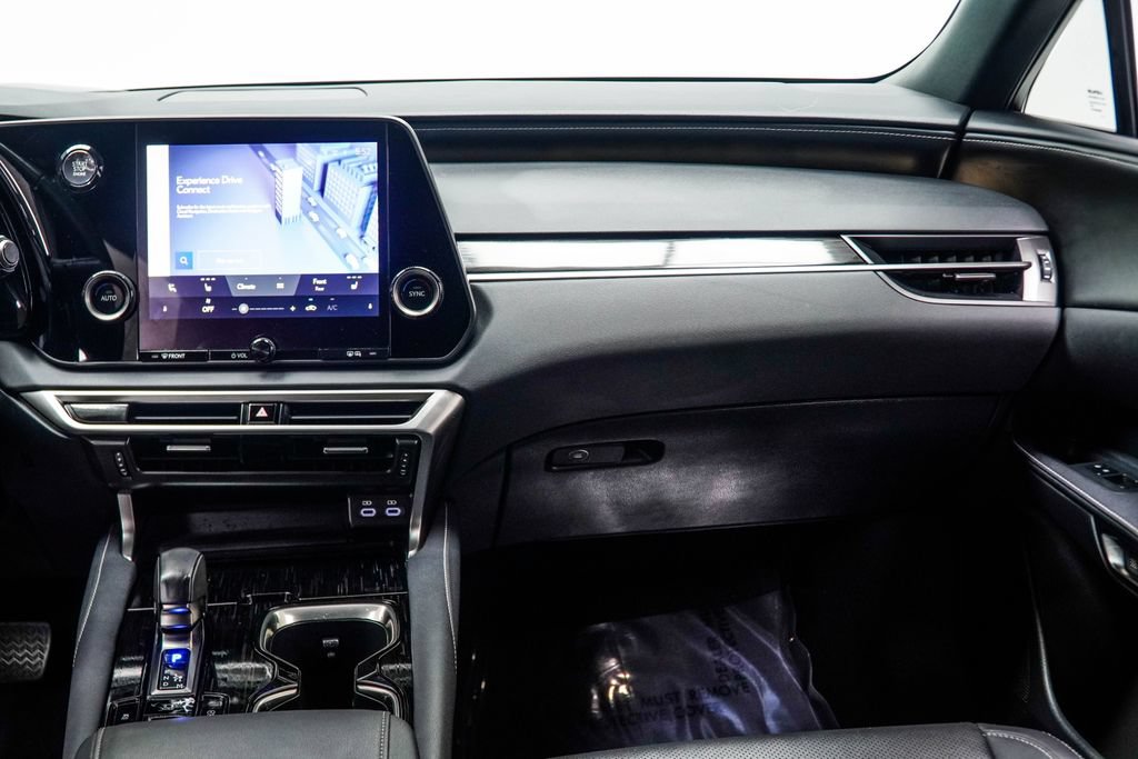 Used 2024 Lexus RX 350 FWD w/ Technology Package image 19