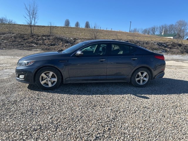 Used 2015 Kia Optima LX image 2