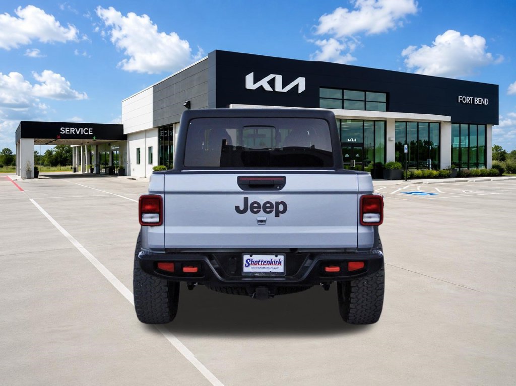 Used 2022 Jeep Gladiator Mojave w/ Cold Weather Group AWD/4WD image 6