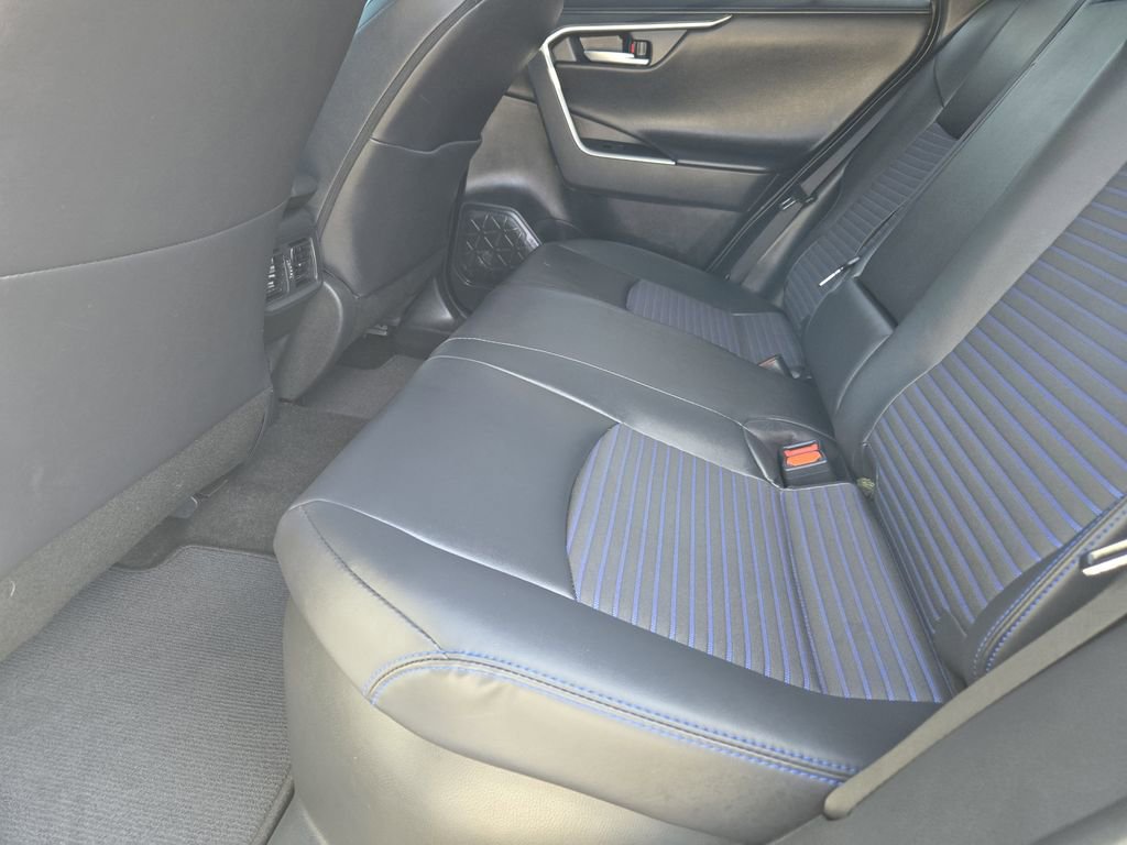 Certified 2025 Toyota RAV4 XSE image 32