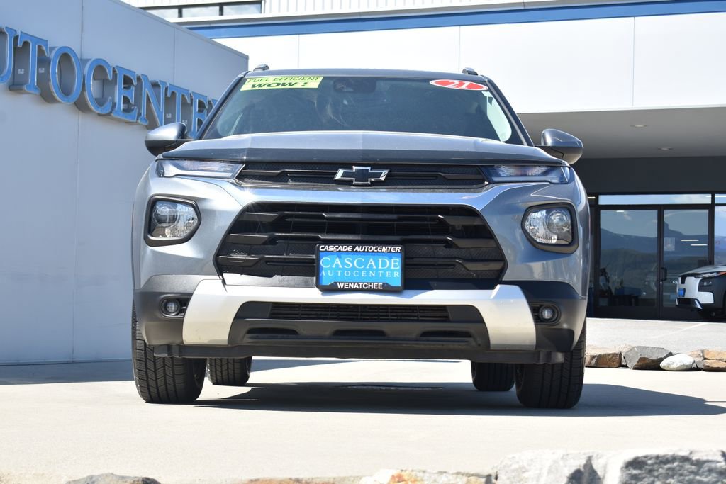 Certified 2021 Chevrolet TrailBlazer LT w/ Convenience Package AWD/4WD image 2