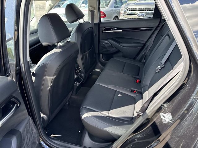 Used 2024 Kia Seltos EX FWD image 13
