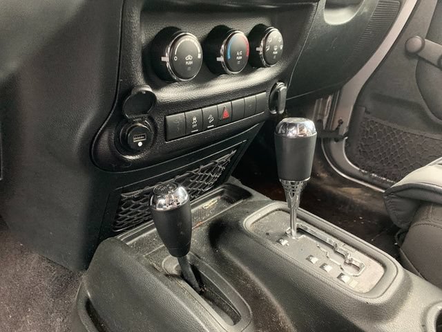 Used 2018 Jeep Wrangler Sport AWD/4WD image 8