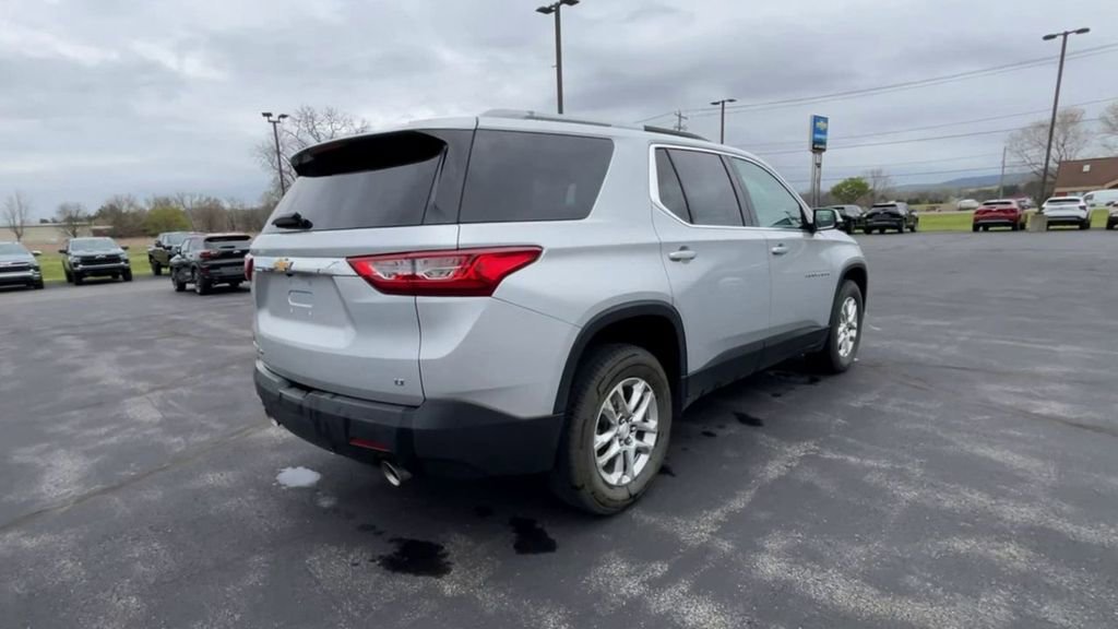 Used 2018 Chevrolet Traverse LT AWD/4WD image 8
