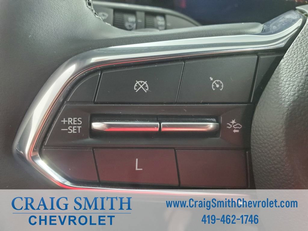 Used 2025 Chevrolet Equinox LT w/ Safety and Technology Package FWD image 18