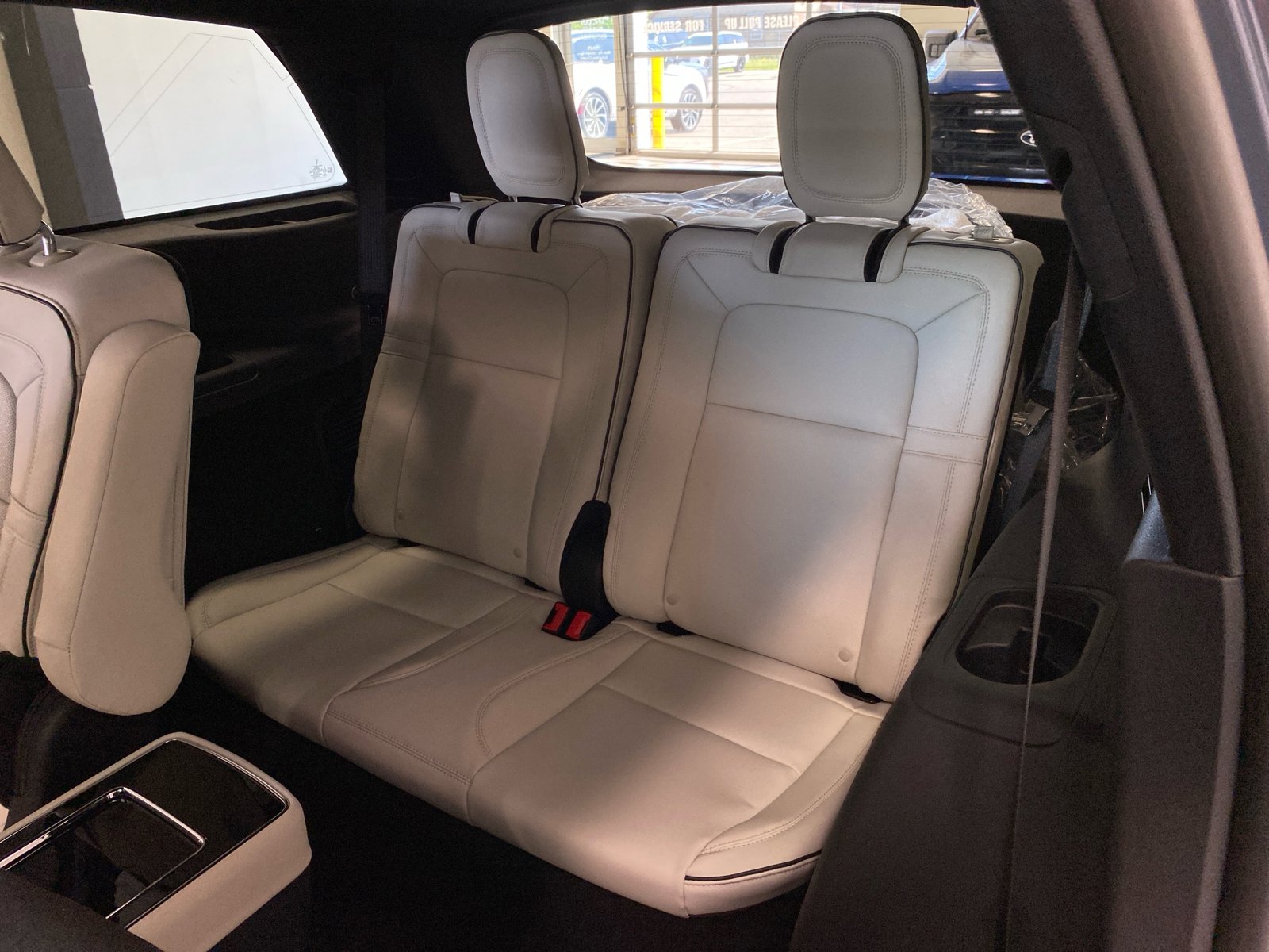 New 2026 Lincoln Aviator Black Label AWD/4WD image 40