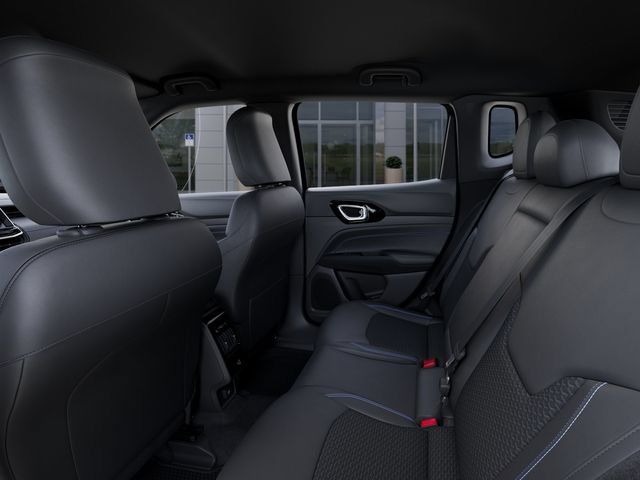 New 2026 Jeep Compass Latitude AWD/4WD image 32