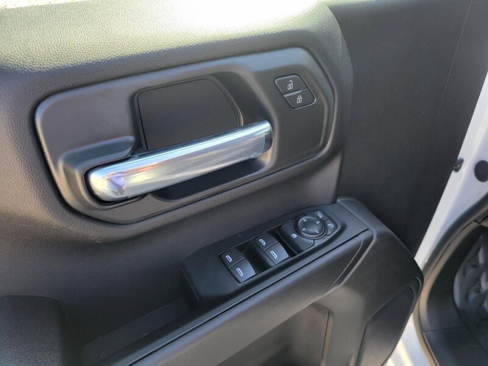 New 2026 GMC Sierra 1500 Pro w/ Pro Value Package image 14