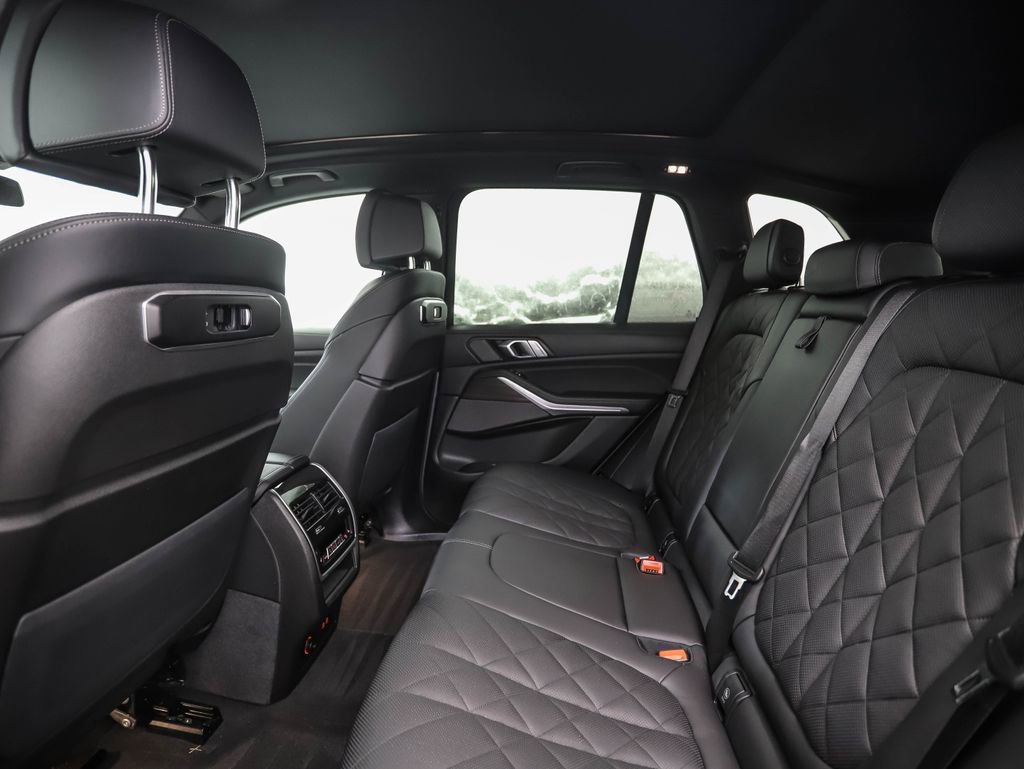 Certified 2025 BMW X5 xDrive50e image 22