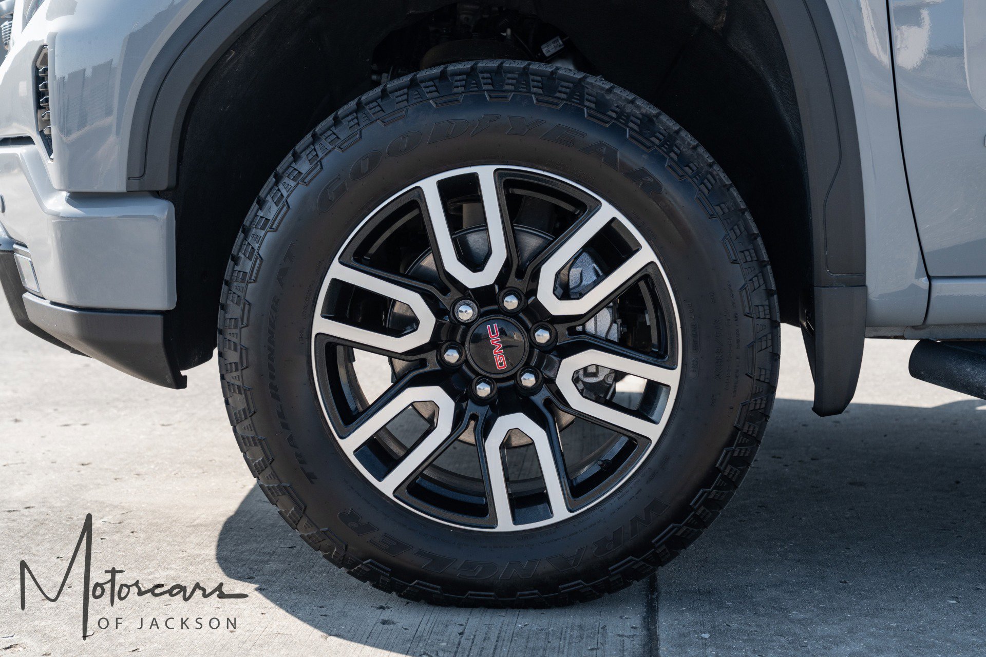 Used 2025 GMC Sierra 1500 AT4 w/ AT4 Premium Package image 38