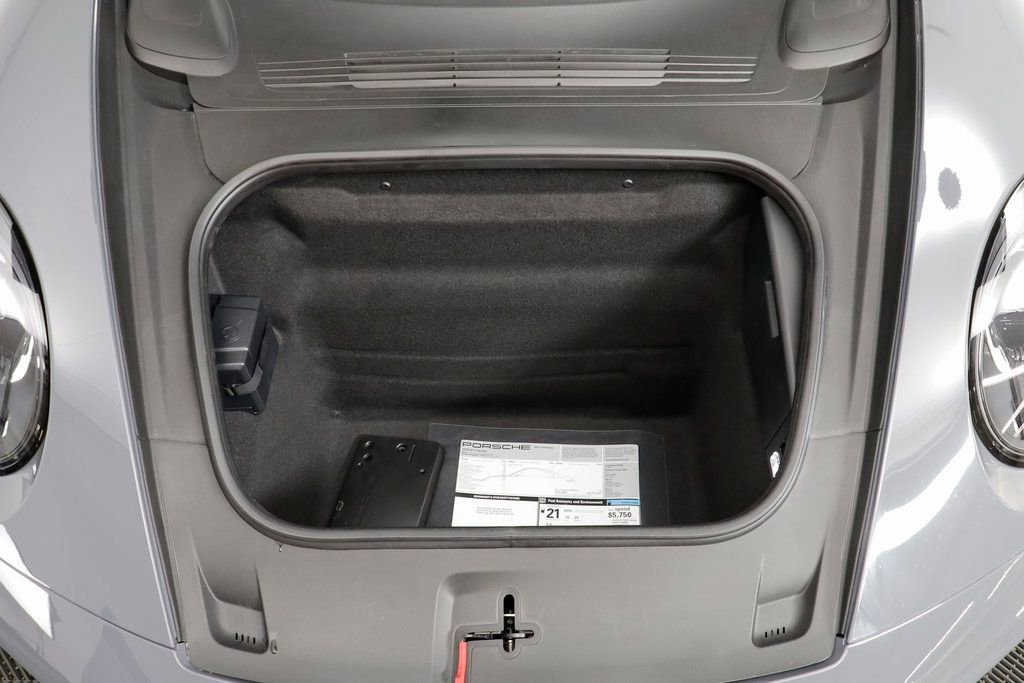 Used 2025 Porsche 911 Carrera image 29