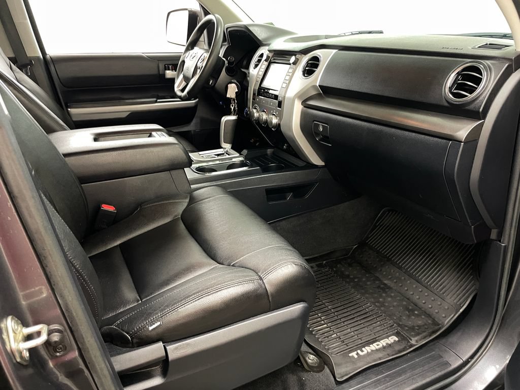 Used 2019 Toyota Tundra SR5 w/ SR5 Upgrade Package AWD/4WD image 37