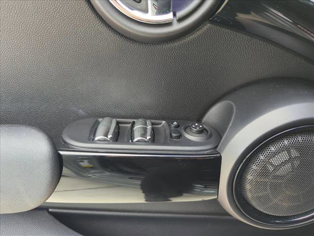 Used 2019 MINI Cooper John Cooper Works w/ Premium Package image 25