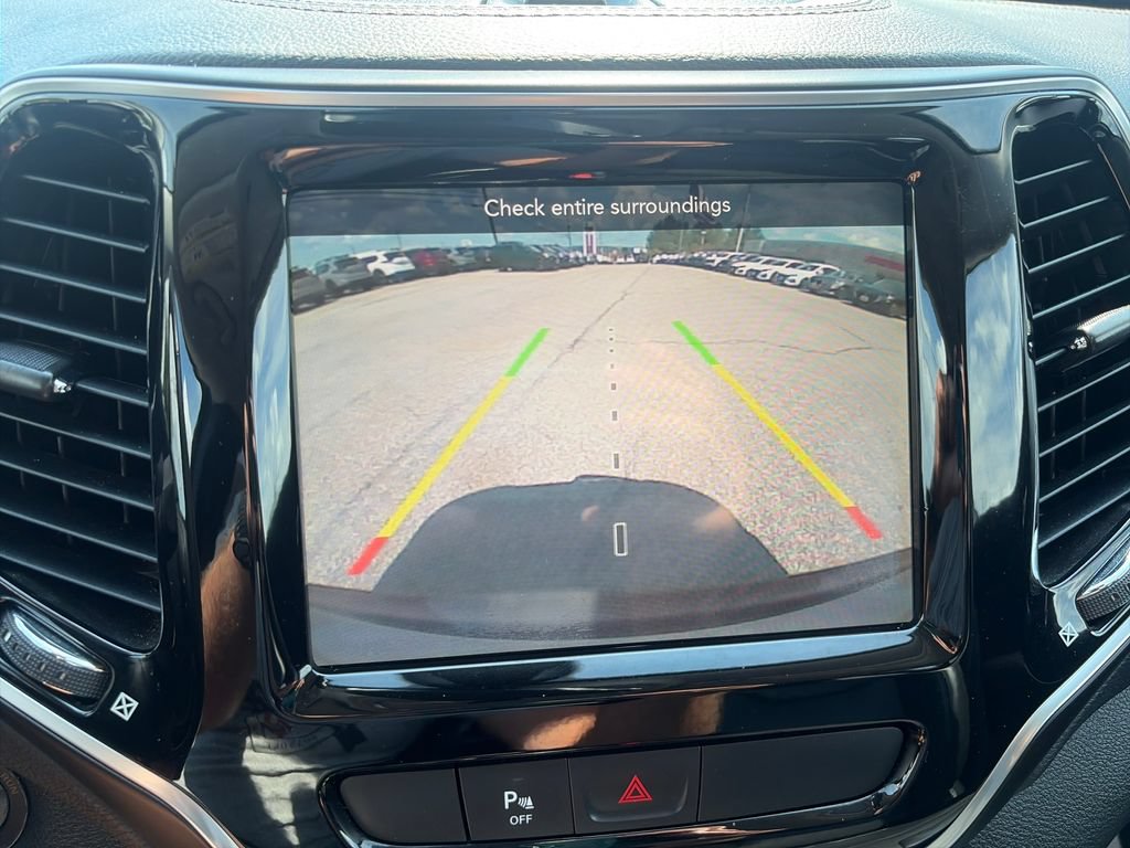 Used 2019 Jeep Cherokee Limited w/ Trailer Tow Group AWD/4WD image 20