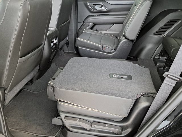 Used 2021 GMC Yukon SLT w/ SLT Premium Package AWD/4WD image 30