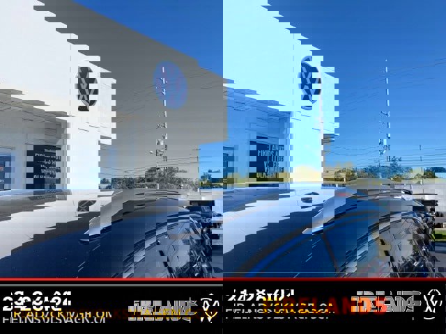 New 2025 Volkswagen Tiguan S image 13