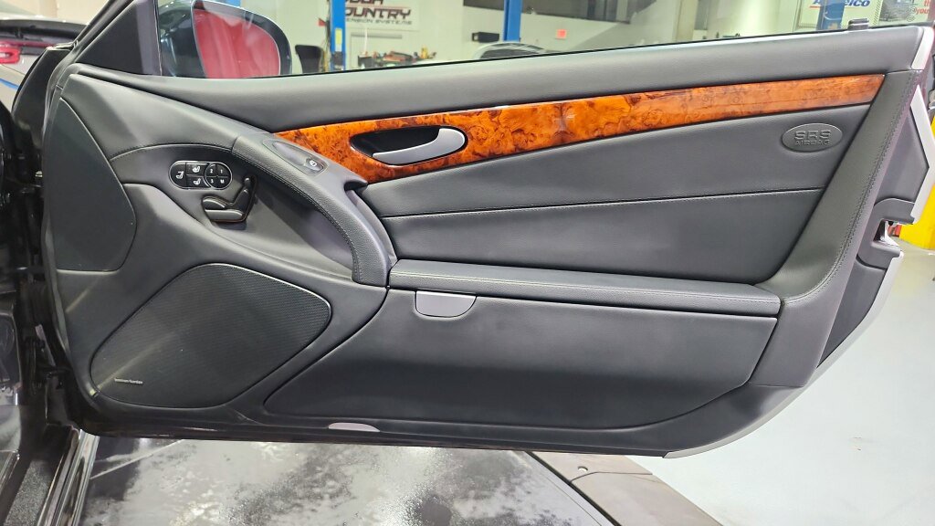 Used 2012 Mercedes-Benz SL 550 image 28