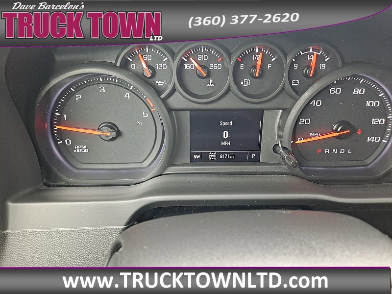 Used 2025 Chevrolet Silverado 2500 Custom w/ Custom Value Package image 18