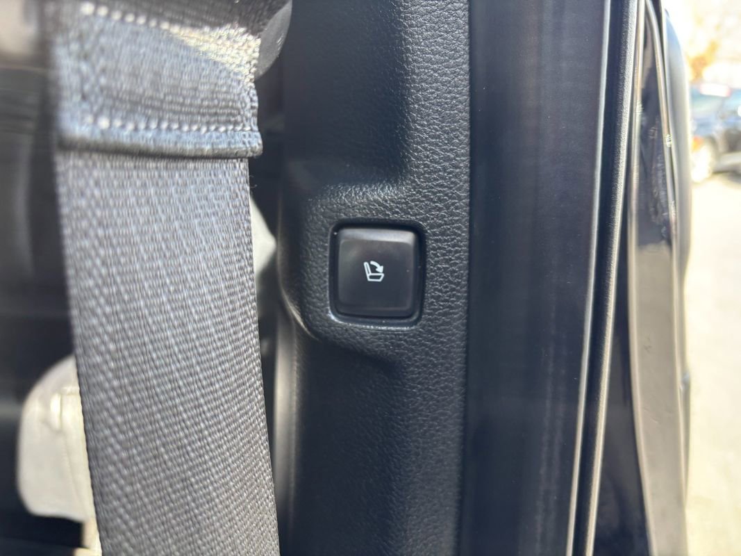 Used 2019 Lincoln Navigator Reserve image 27